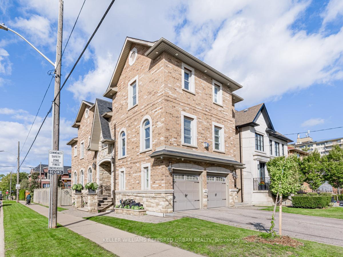 Photo 2 of 528 Glengrove Avenue, Toronto, Englemount-Lawrence — HOMEH