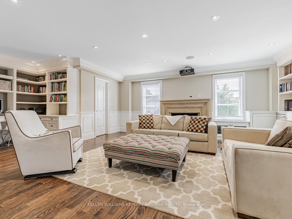 Photo 5 of 528 Glengrove Avenue, Toronto, Englemount-Lawrence — HOMEH