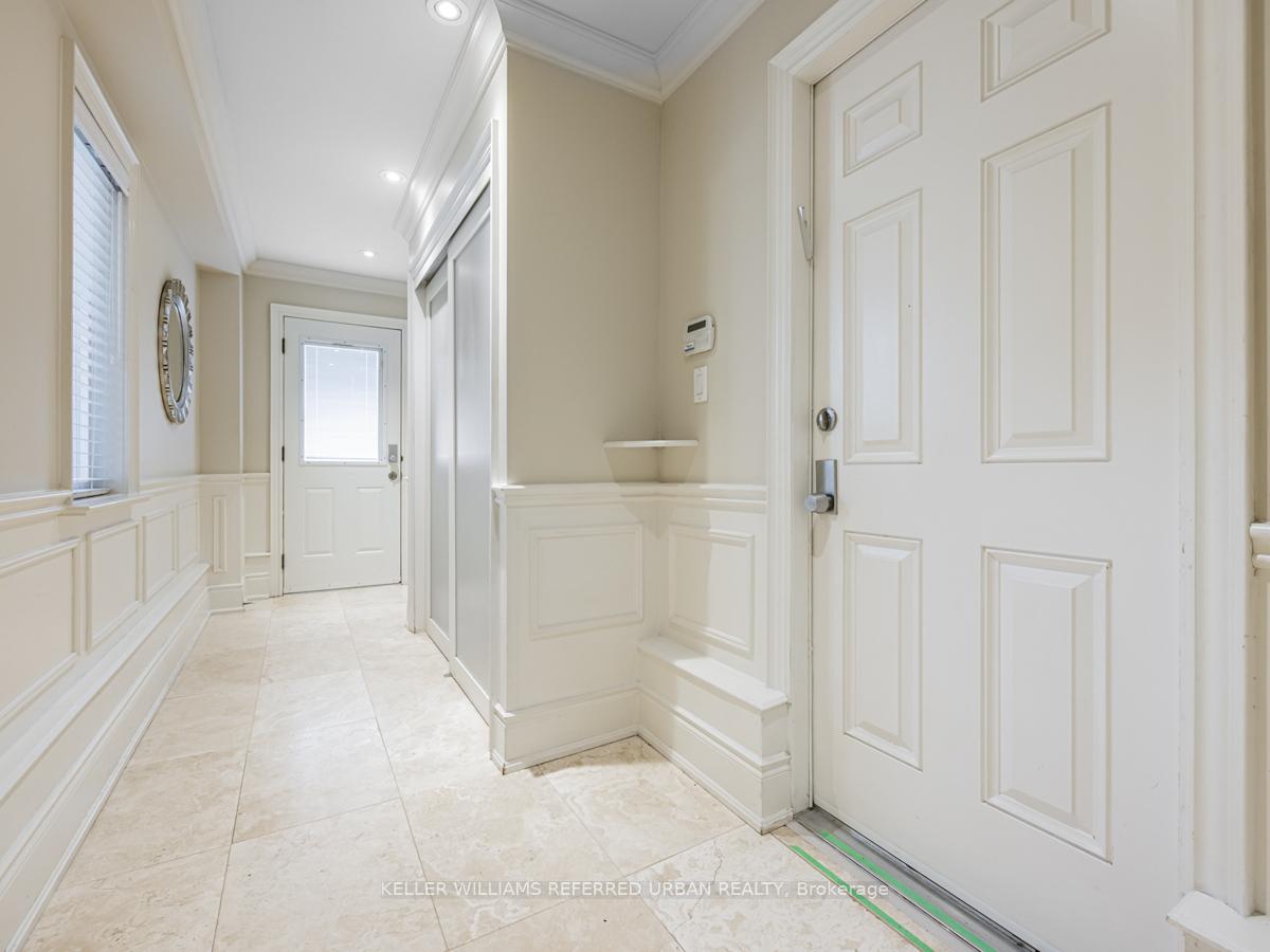 Photo 6 of 528 Glengrove Avenue, Toronto, Englemount-Lawrence — HOMEH