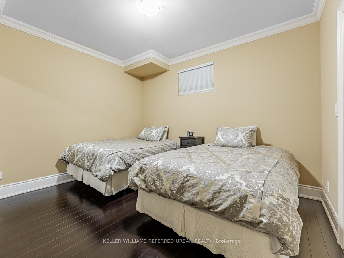 Photo 27 of 528 Glengrove Avenue, Toronto, Englemount-Lawrence — HOMEH