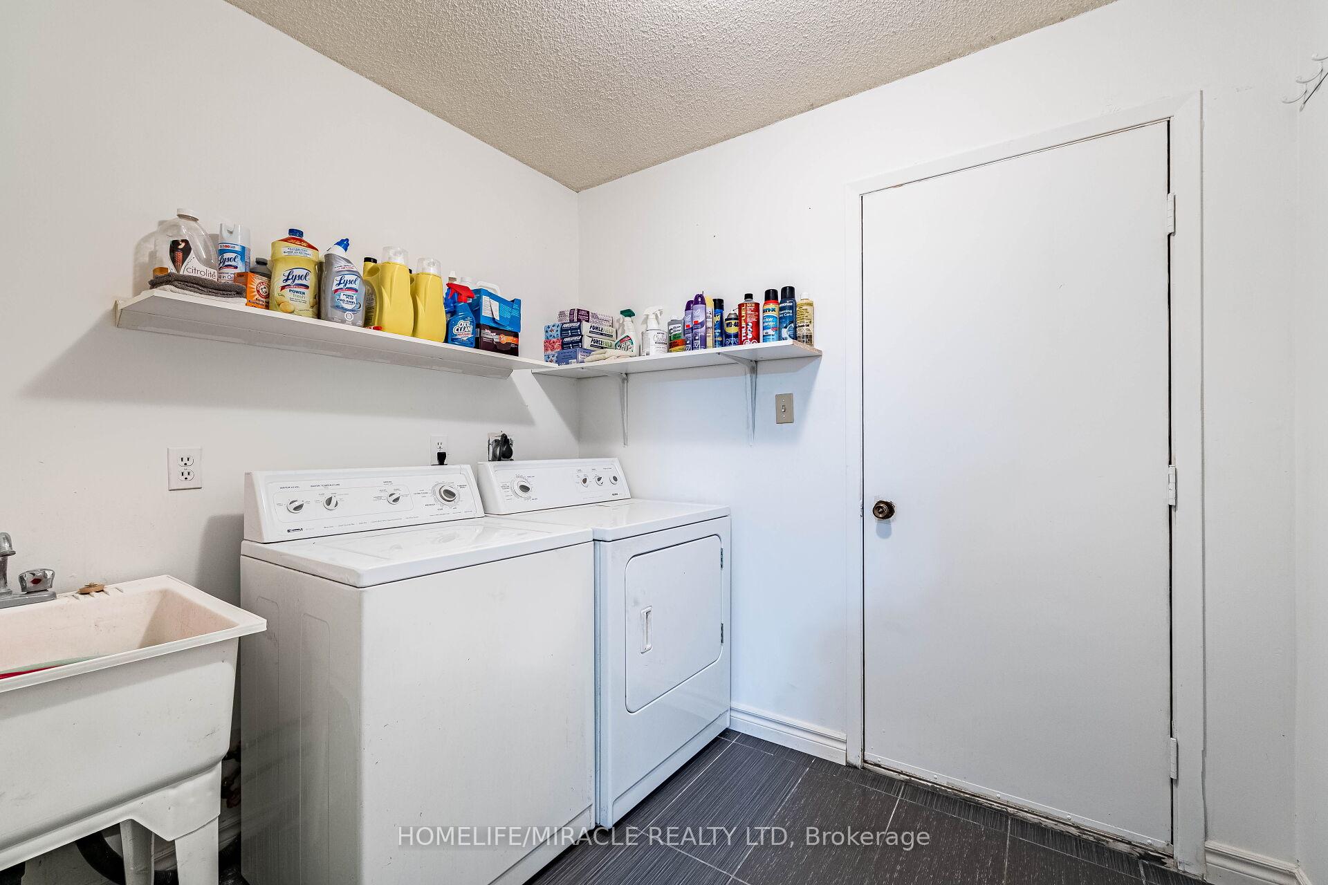 Photo 24 of 9 Ballycastle Crescent, Brampton, Heart Lake West — HOMEH