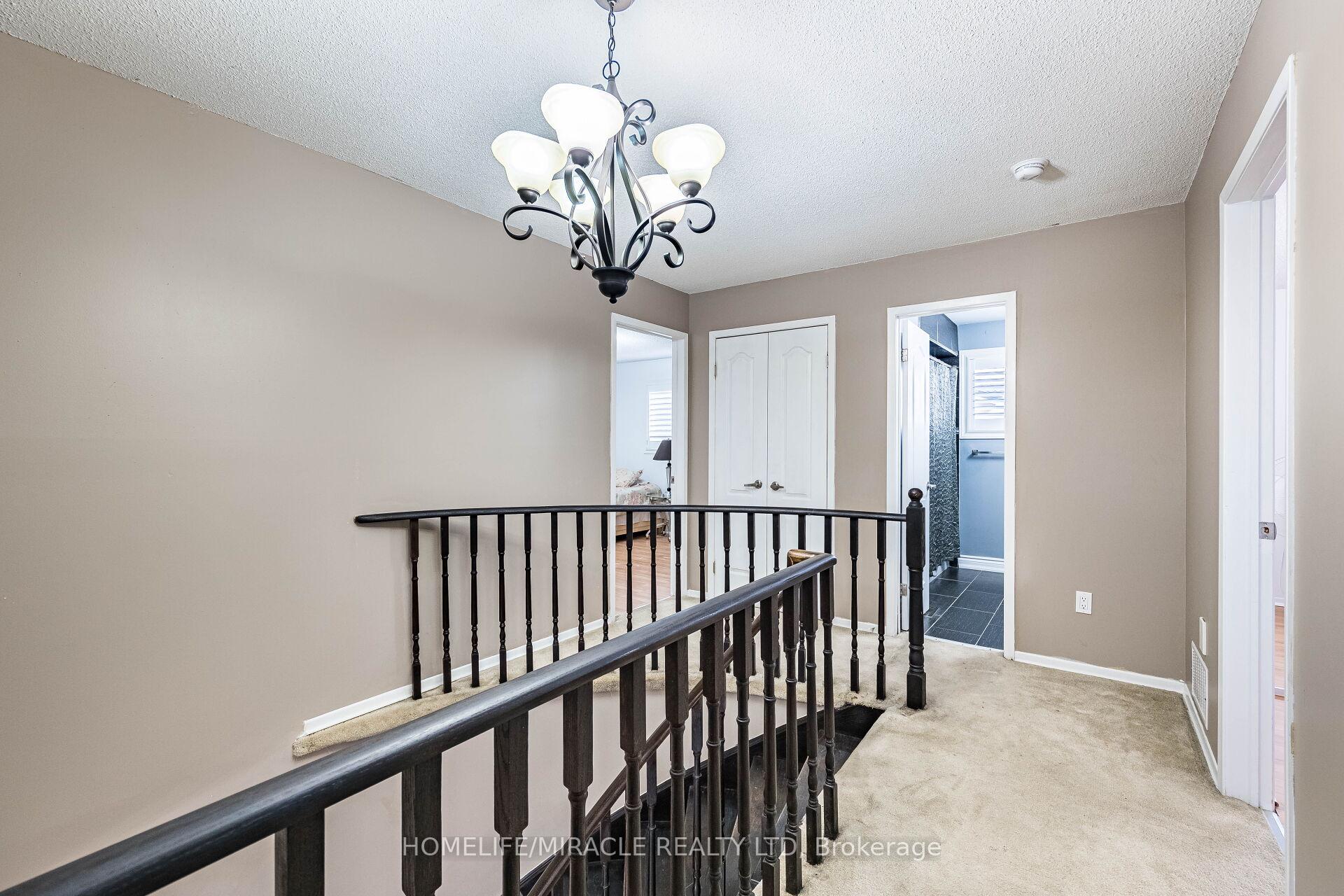 Photo 28 of 9 Ballycastle Crescent, Brampton, Heart Lake West — HOMEH