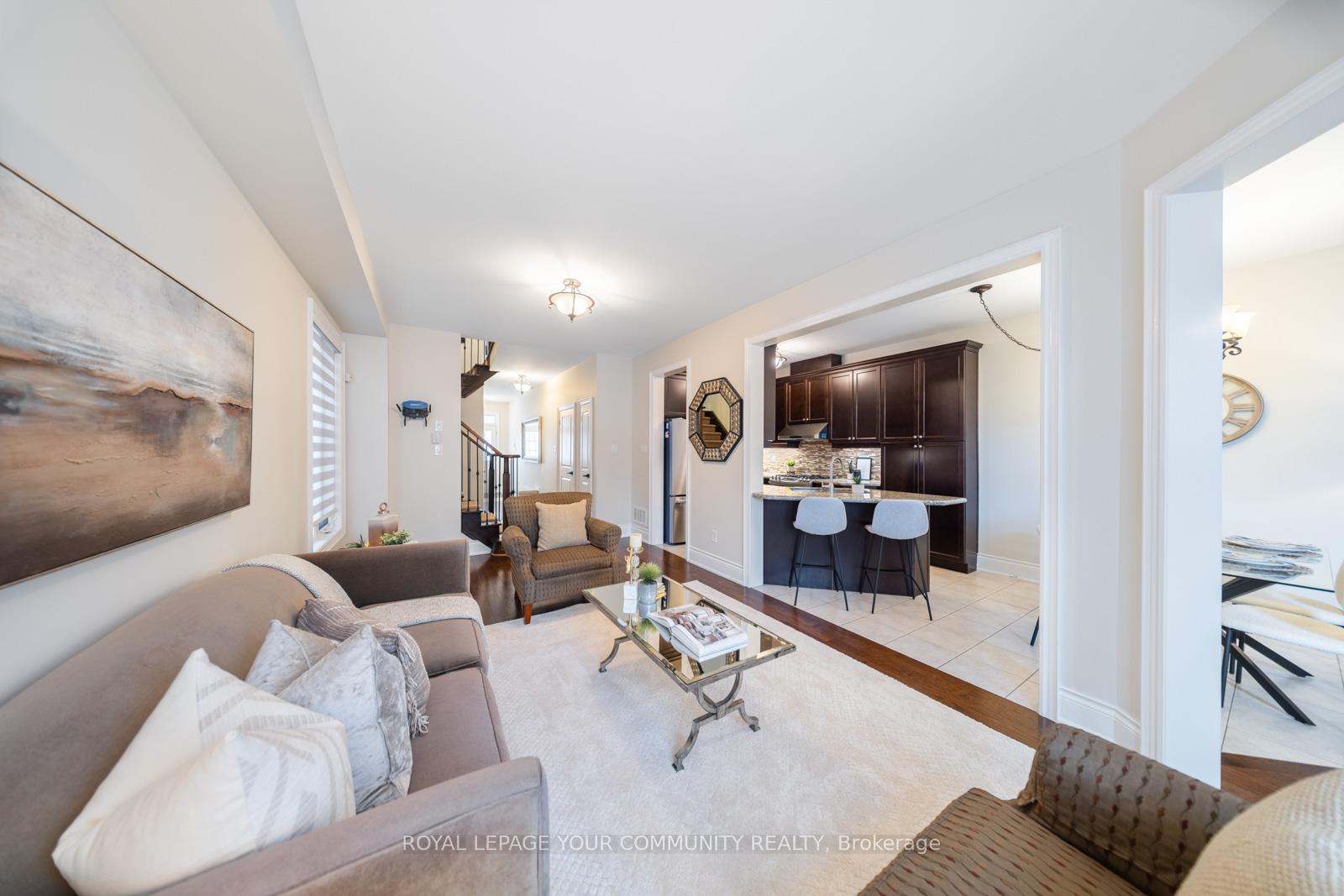 Photo 7 of 32 Gower Crescent, Brampton, Sandringham-Wellington — HOMEH