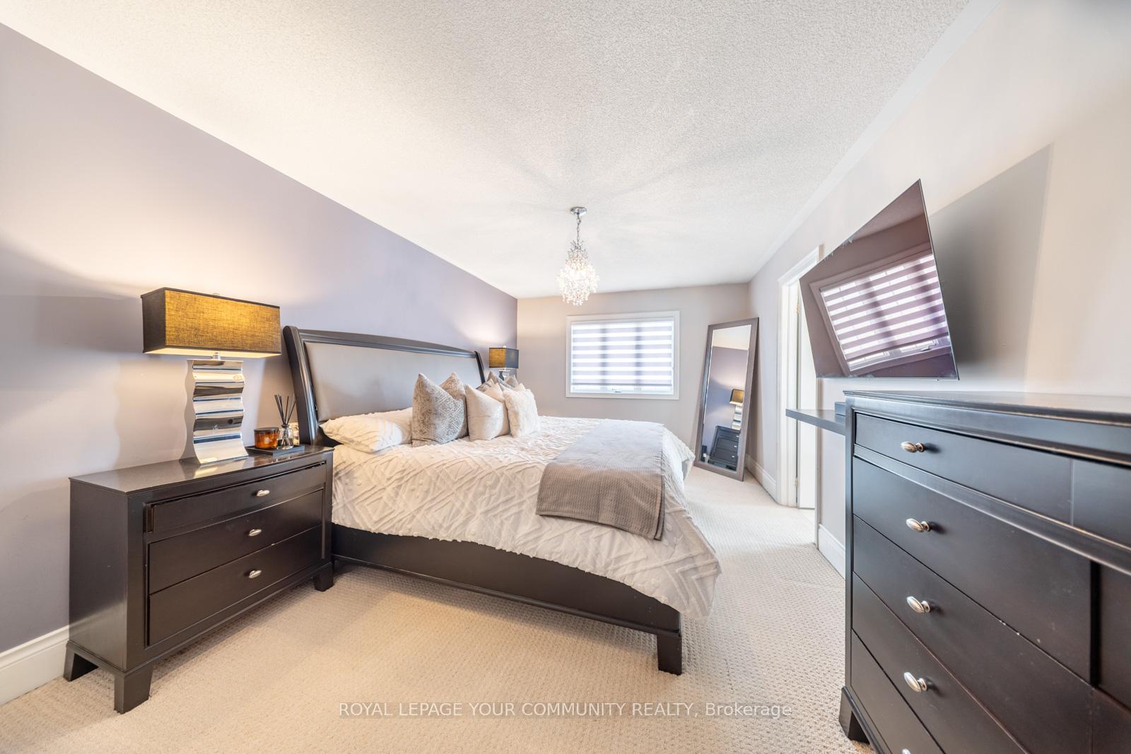 Photo 17 of 32 Gower Crescent, Brampton, Sandringham-Wellington — HOMEH