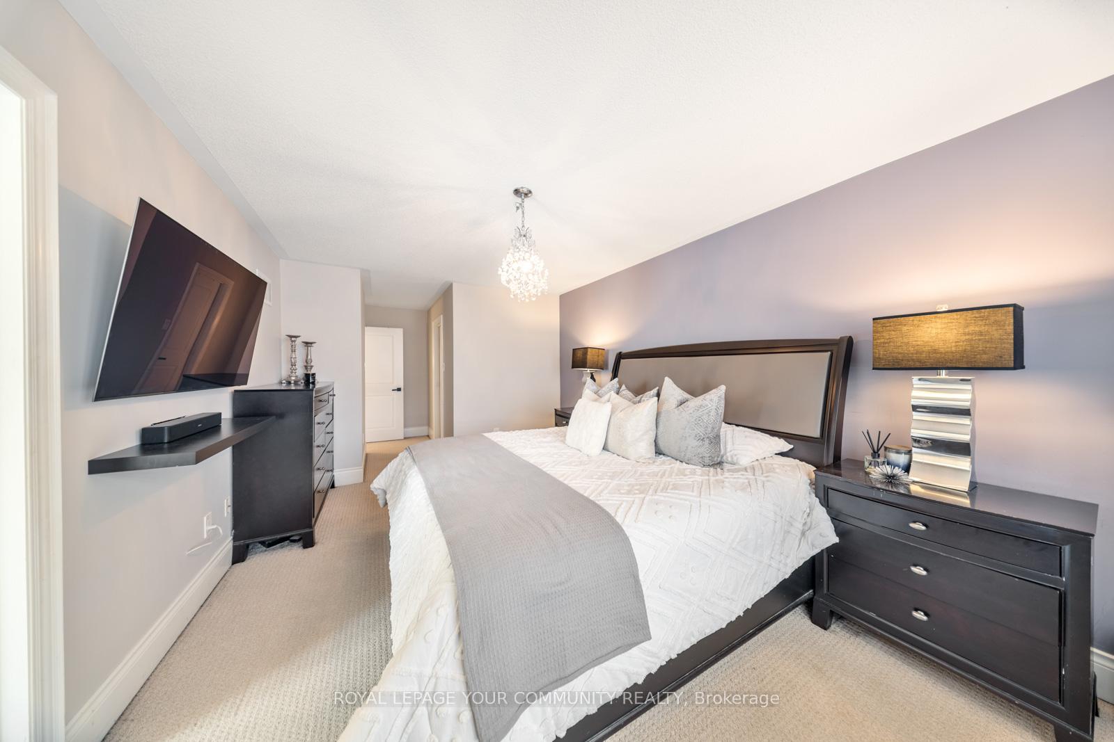 Photo 18 of 32 Gower Crescent, Brampton, Sandringham-Wellington — HOMEH