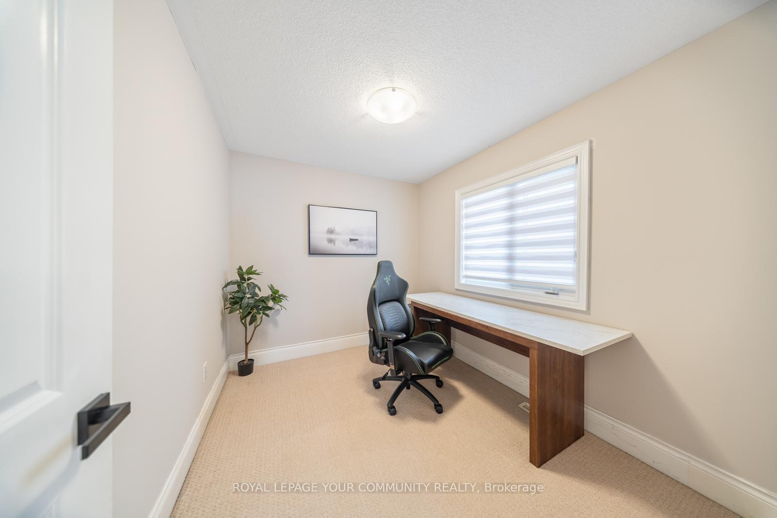 Photo 21 of 32 Gower Crescent, Brampton, Sandringham-Wellington — HOMEH