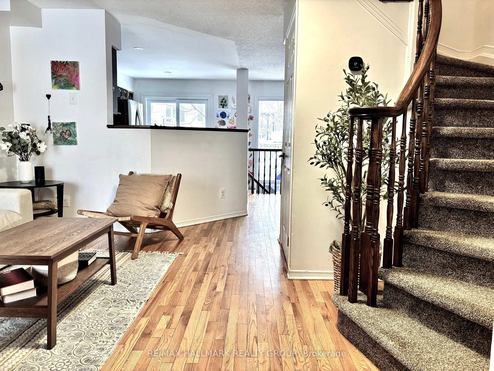 Photo 8 of 480 Wincanton Drive, Ottawa, Chatelaine Village — HOMEH