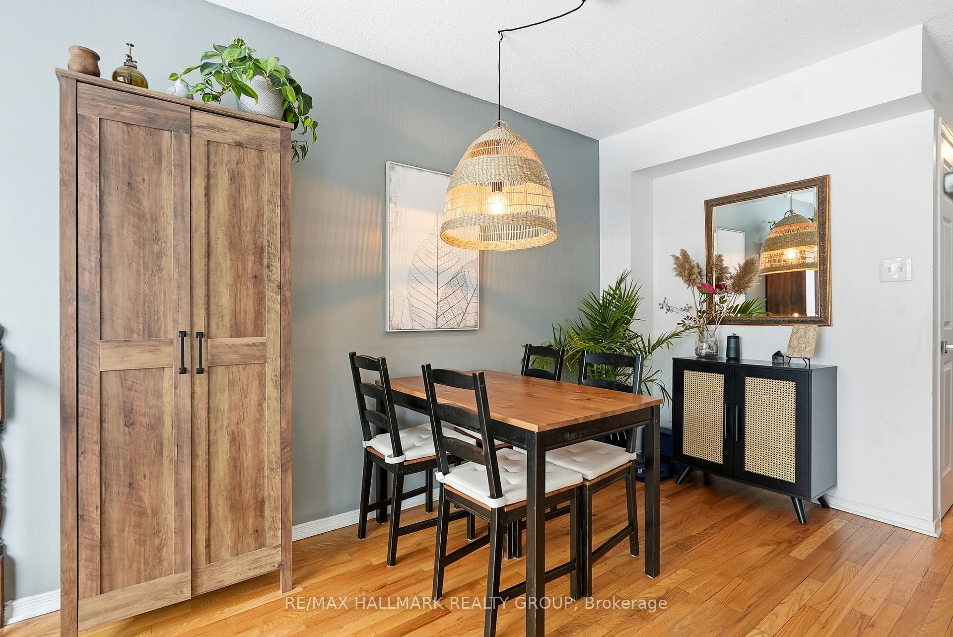 Photo 16 of 480 Wincanton Drive, Ottawa, Chatelaine Village — HOMEH