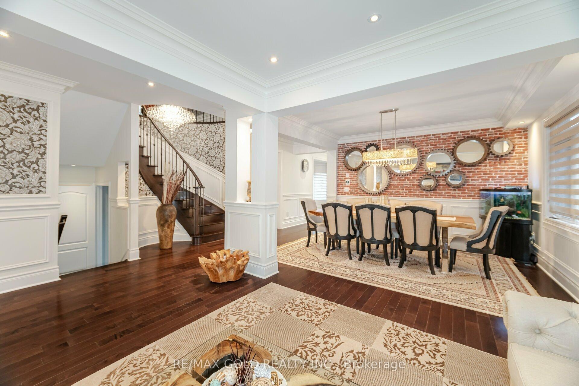 Photo 7 of 22 Wardsville Drive, Brampton, Bram West — HOMEH