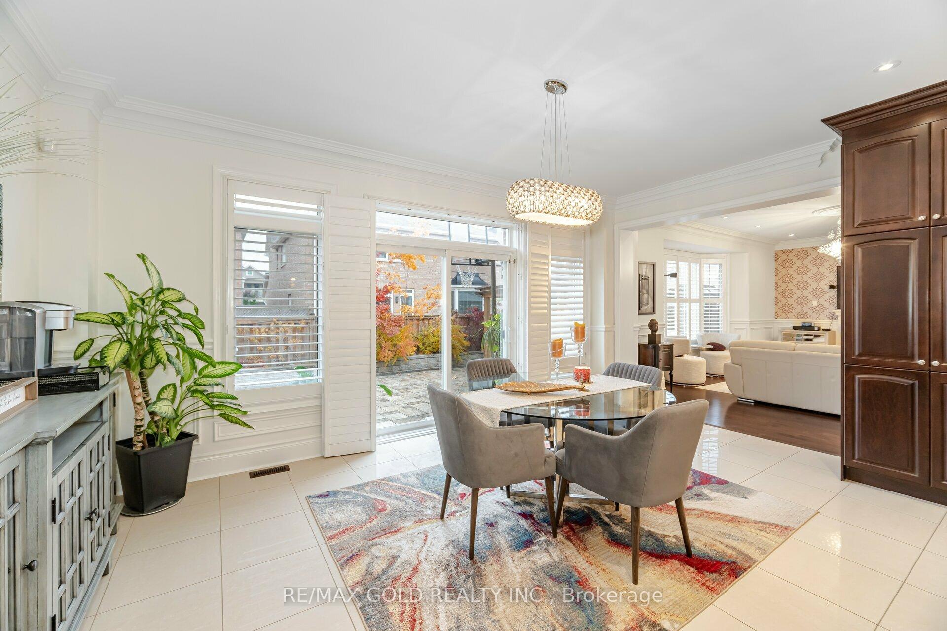 Photo 12 of 22 Wardsville Drive, Brampton, Bram West — HOMEH