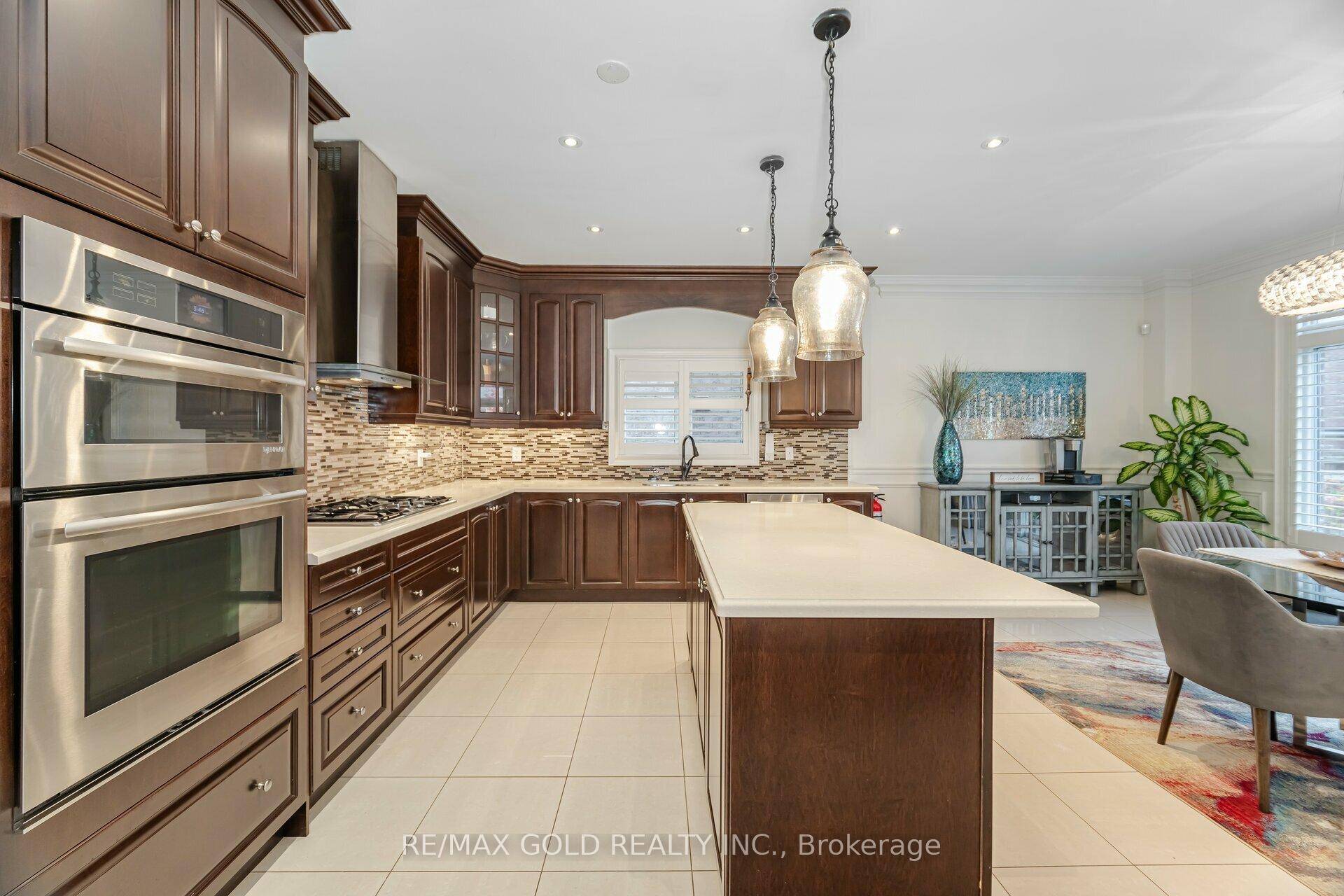 Photo 15 of 22 Wardsville Drive, Brampton, Bram West — HOMEH