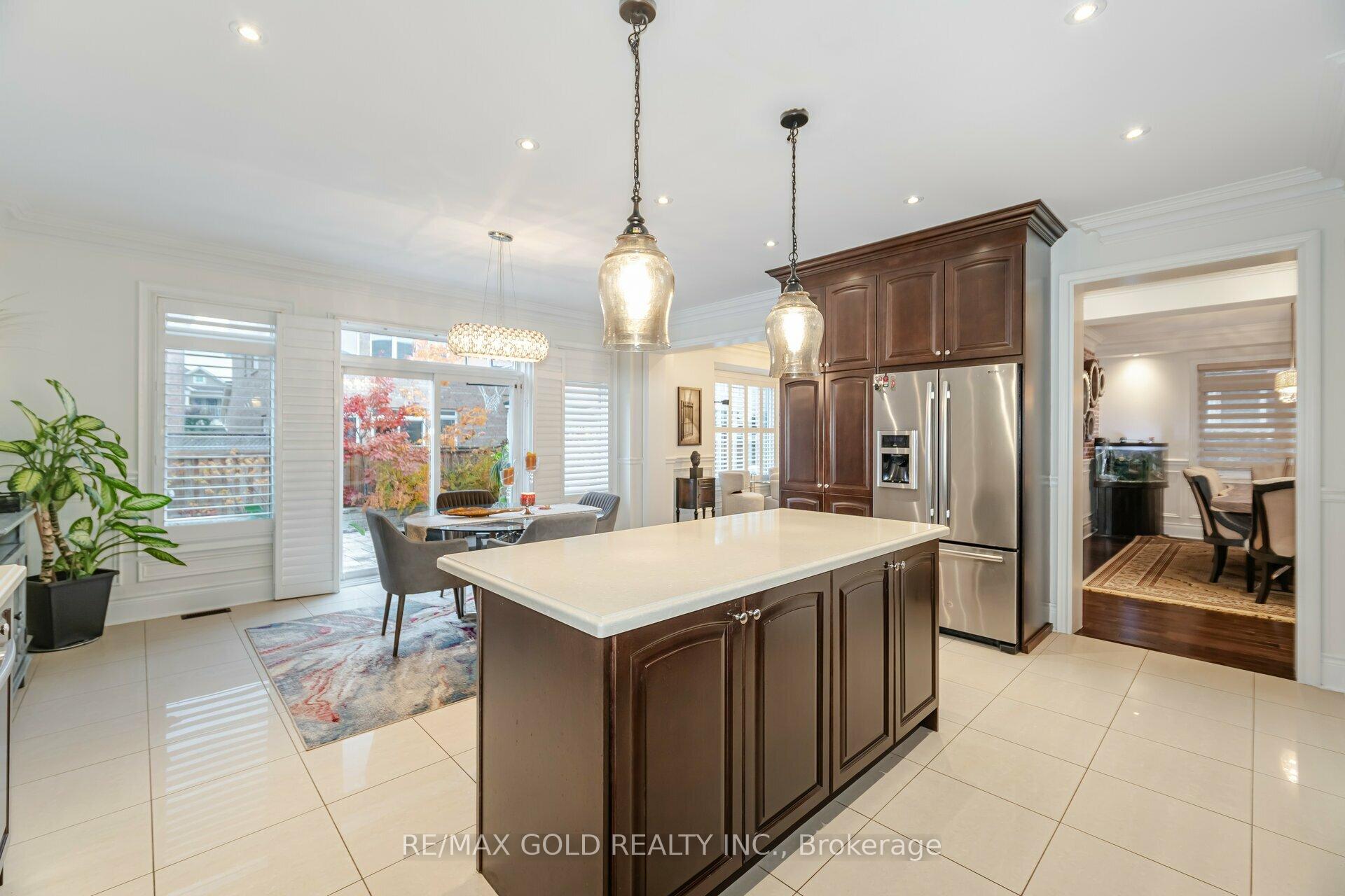 Photo 16 of 22 Wardsville Drive, Brampton, Bram West — HOMEH