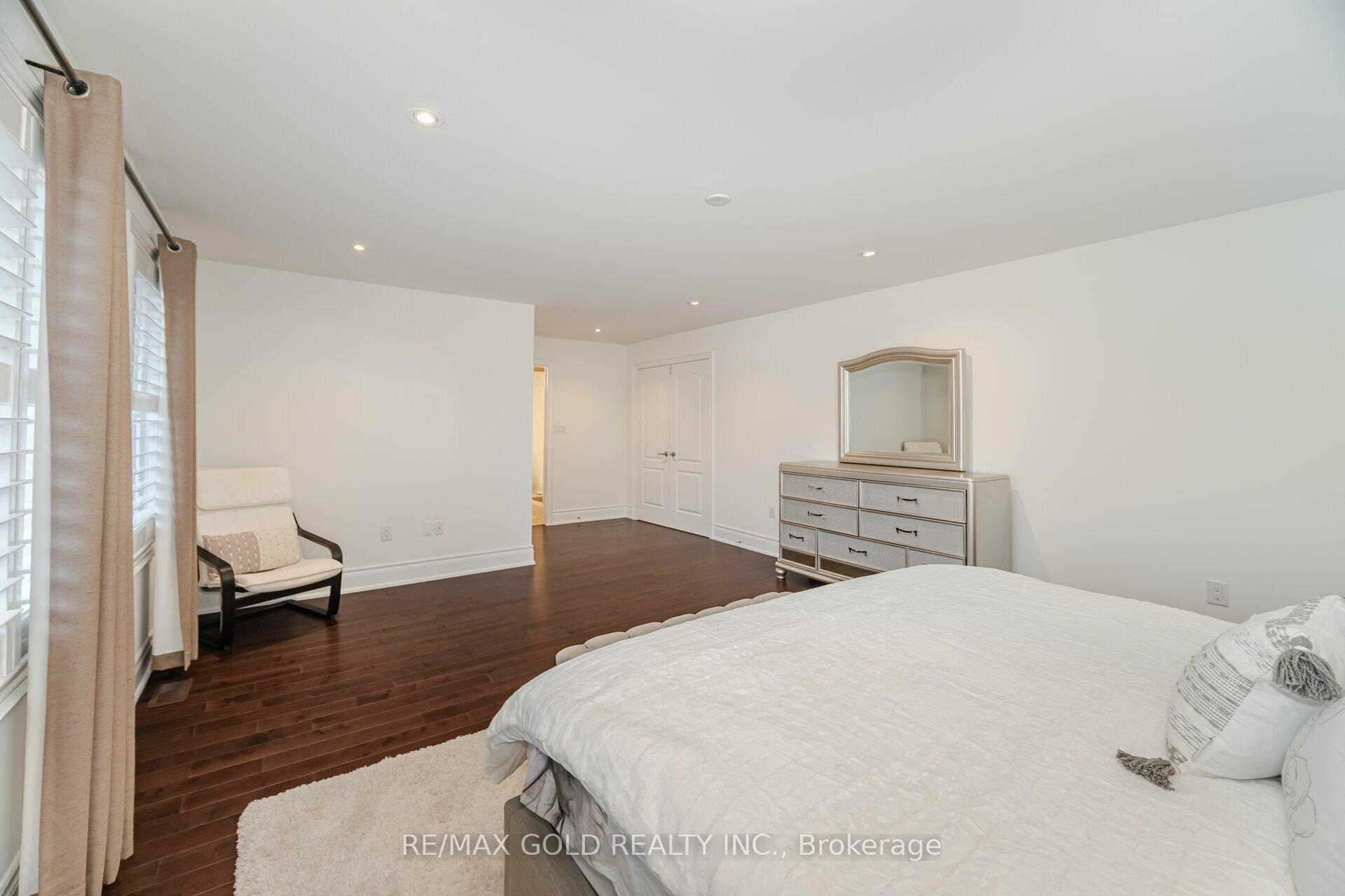 Photo 22 of 22 Wardsville Drive, Brampton, Bram West — HOMEH