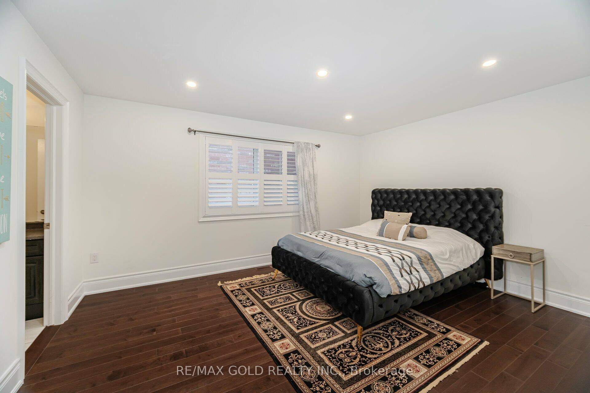 Photo 25 of 22 Wardsville Drive, Brampton, Bram West — HOMEH