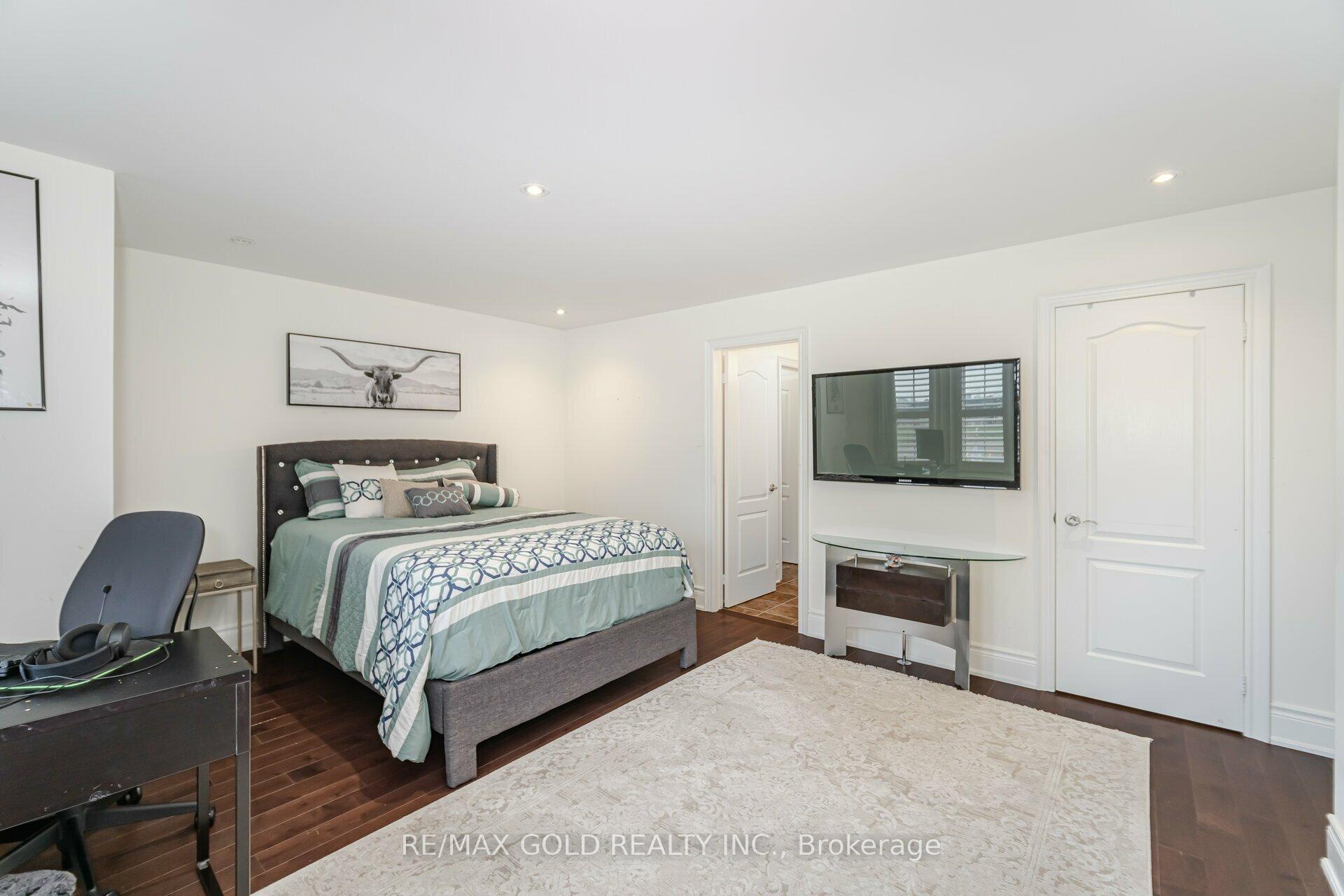 Photo 32 of 22 Wardsville Drive, Brampton, Bram West — HOMEH