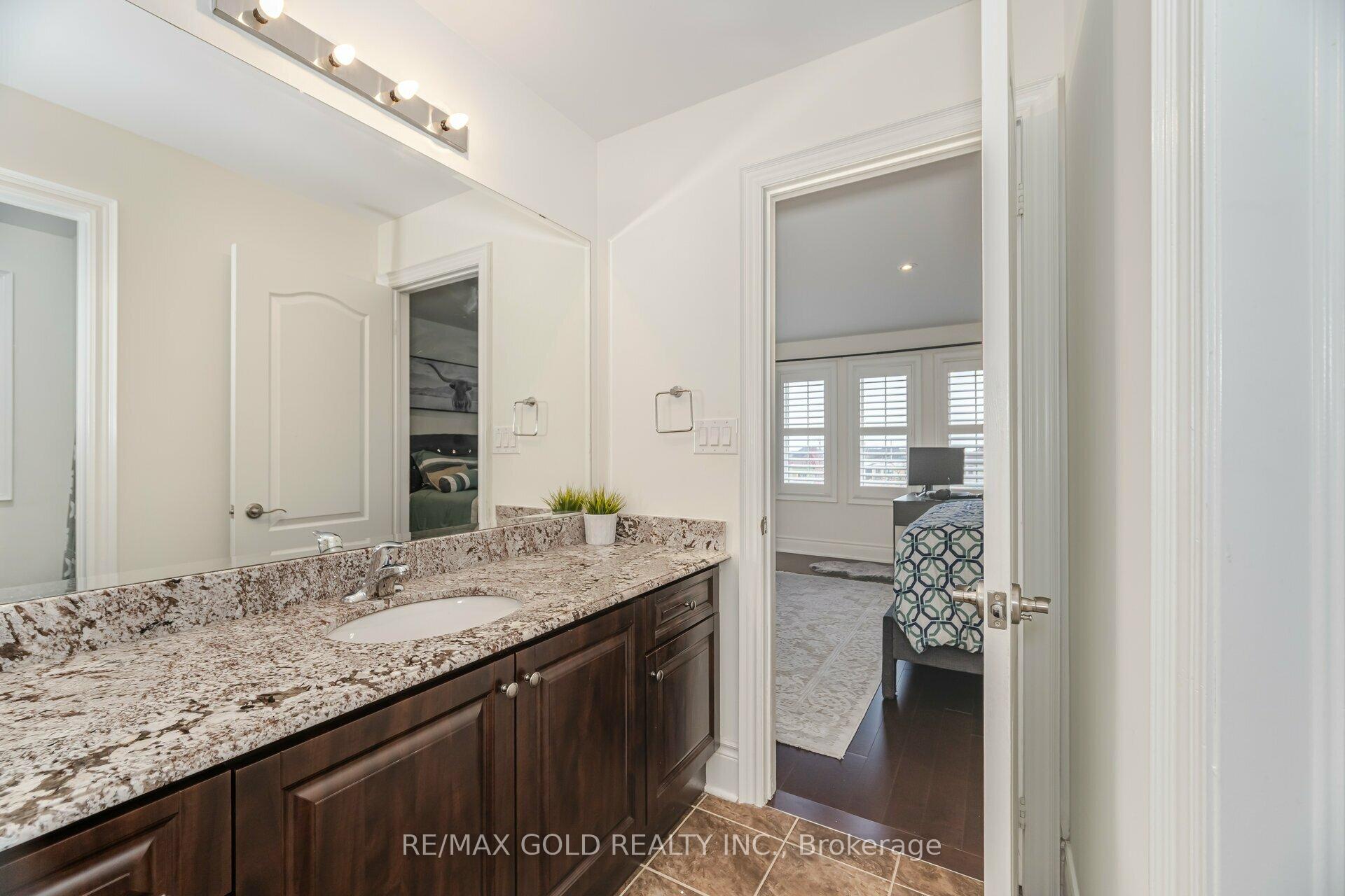 Photo 33 of 22 Wardsville Drive, Brampton, Bram West — HOMEH