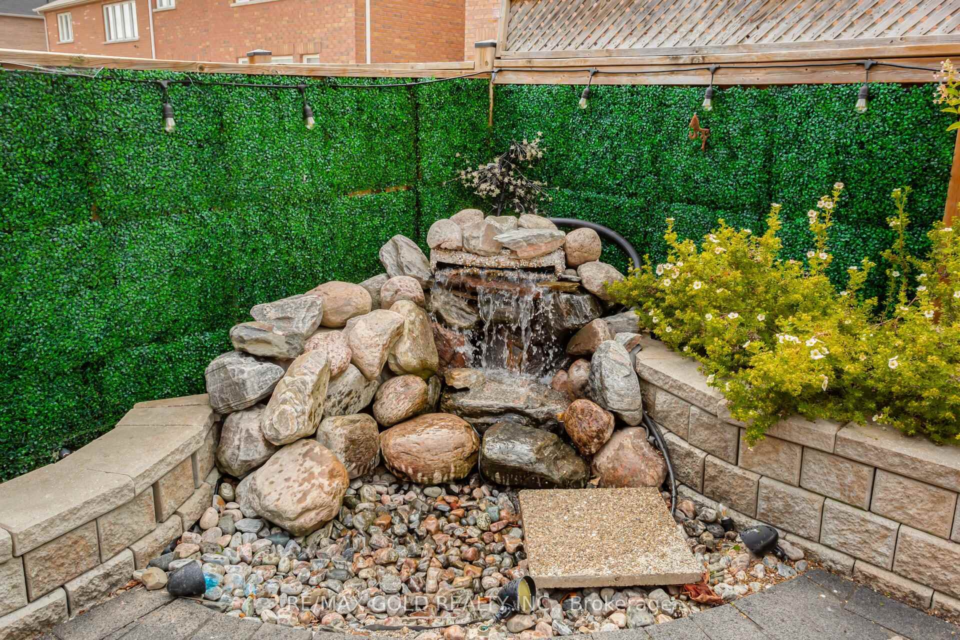 Photo 39 of 22 Wardsville Drive, Brampton, Bram West — HOMEH