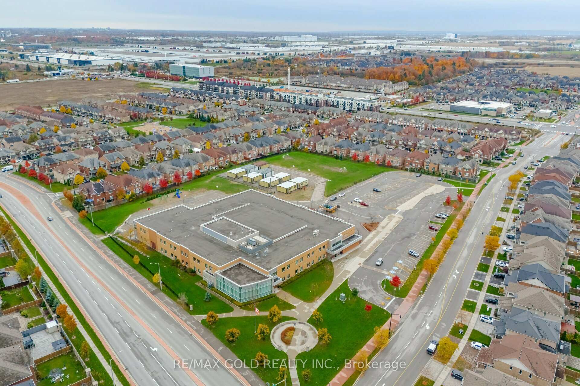Photo 50 of 22 Wardsville Drive, Brampton, Bram West — HOMEH