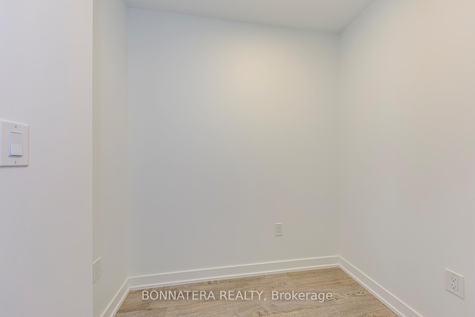 Photo 7 of Unit 210, 720 Whitlock Avenue, Milton, Cobban — HOMEH