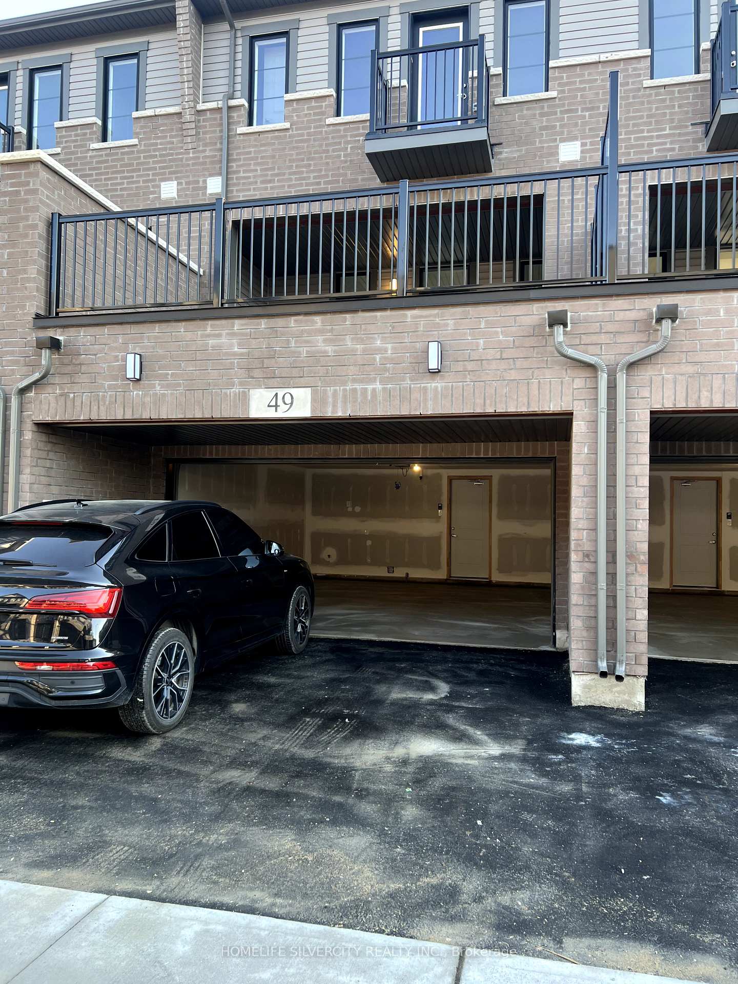 Photo 4 of Unit 49, 400 Newman Drive, Cambridge — HOMEH