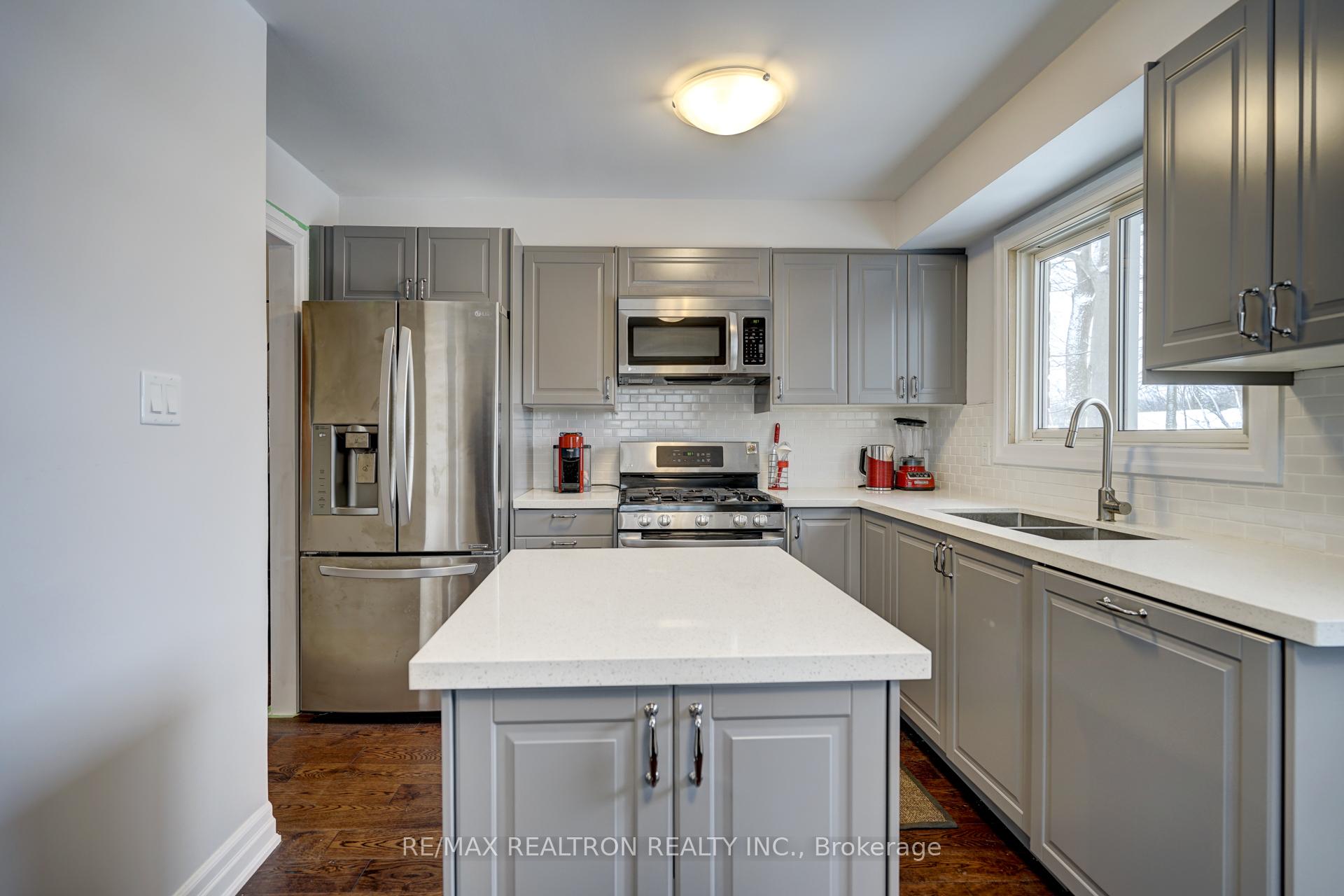 Photo 25 of 29 Aspen Drive, Barrie, Cundles East — HOMEH