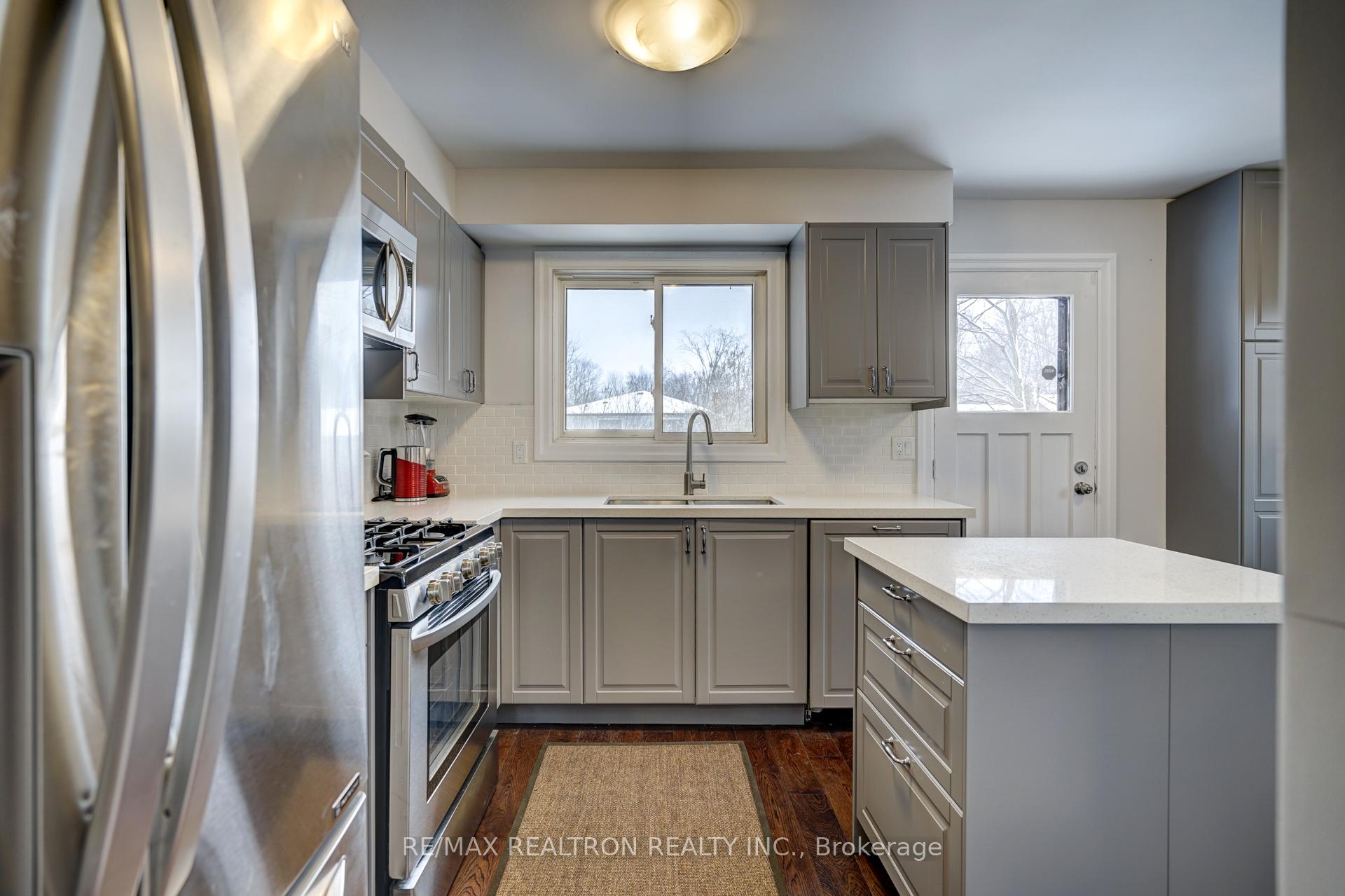 Photo 28 of 29 Aspen Drive, Barrie, Cundles East — HOMEH