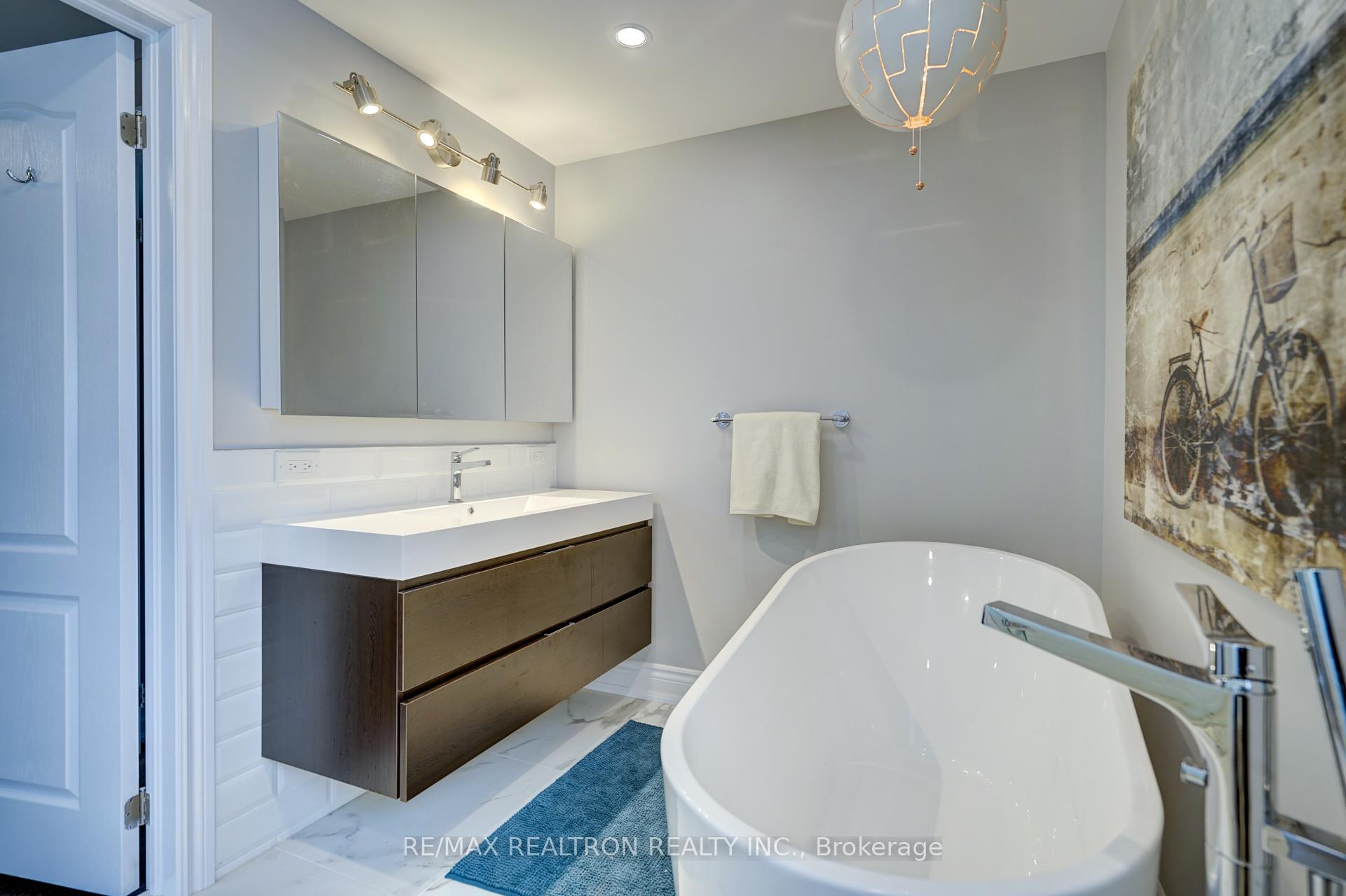 Photo 38 of 29 Aspen Drive, Barrie, Cundles East — HOMEH