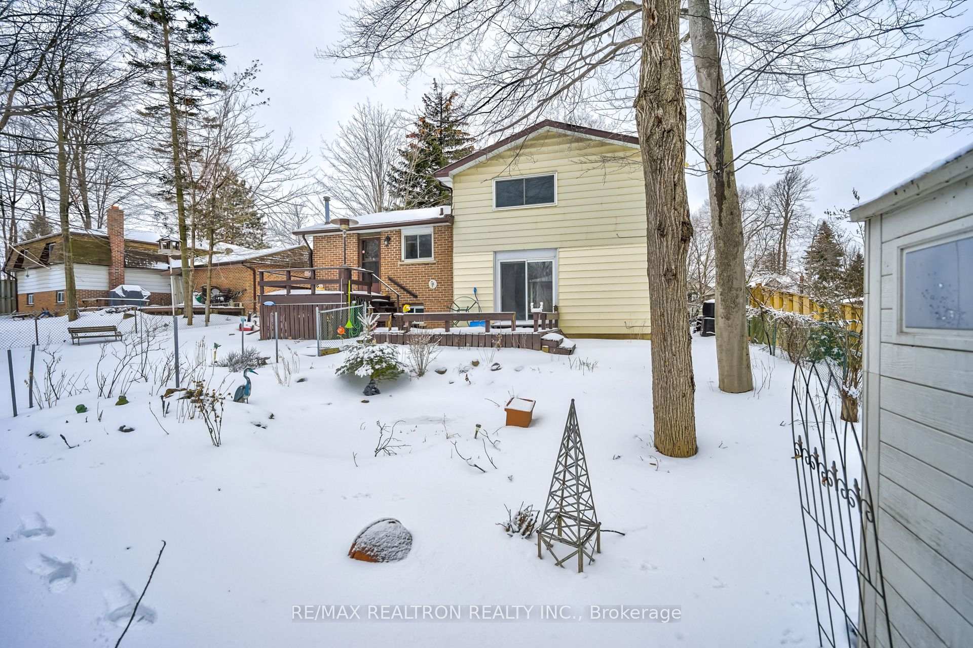 Photo 46 of 29 Aspen Drive, Barrie, Cundles East — HOMEH