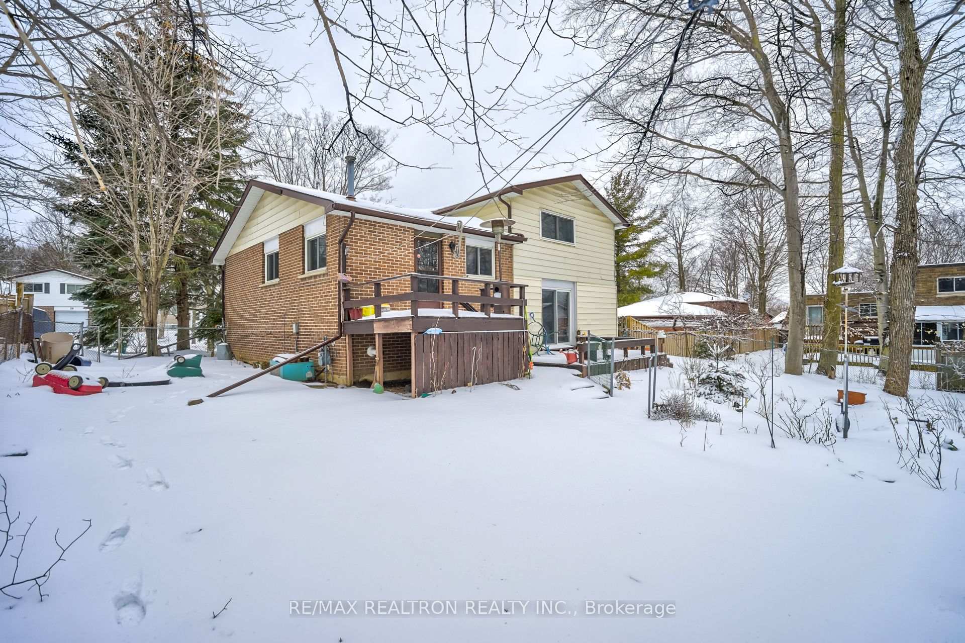 Photo 48 of 29 Aspen Drive, Barrie, Cundles East — HOMEH