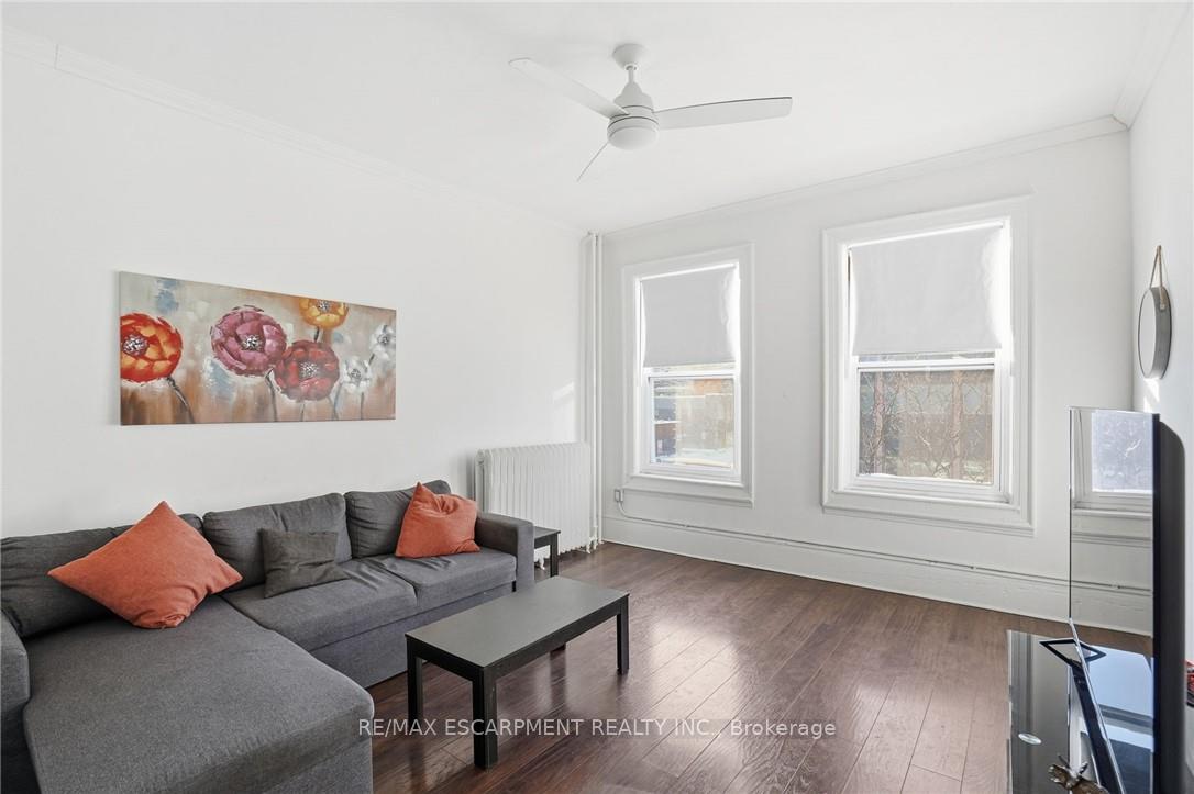 Photo 8 of Unit 303, 63 John Street S, Hamilton, Corktown — HOMEH