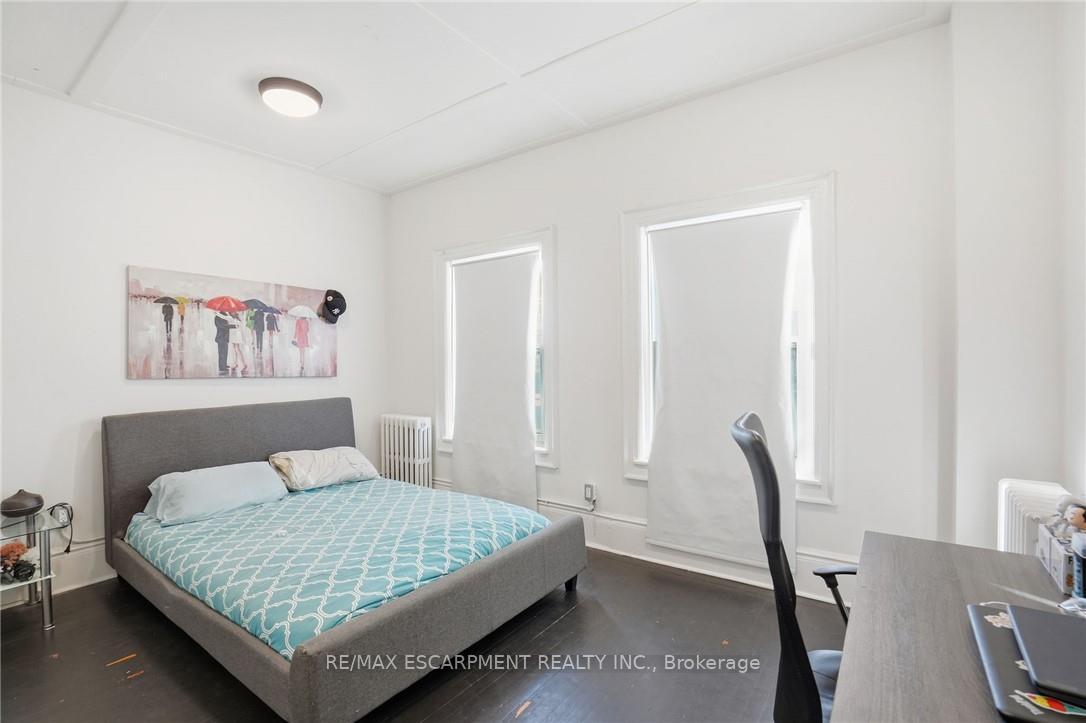 Photo 15 of Unit 303, 63 John Street S, Hamilton, Corktown — HOMEH