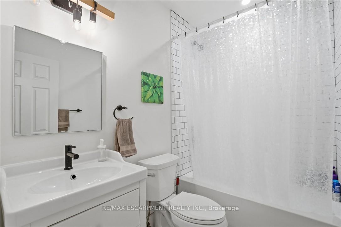 Photo 17 of Unit 303, 63 John Street S, Hamilton, Corktown — HOMEH