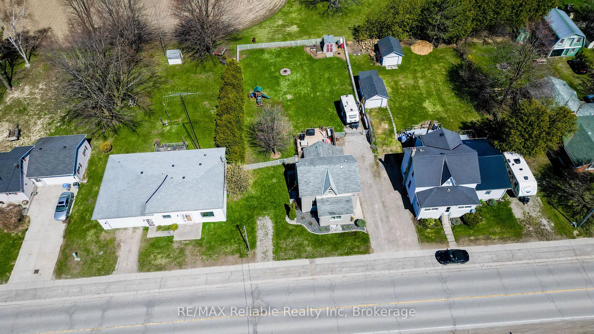 Photo 2 of 40 Mill Road W, Bluewater — HOMEH