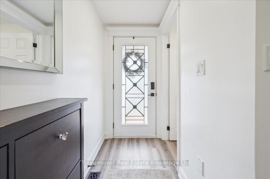 Photo 7 of 12 Sullivan Crescent, Guelph, Willow West/Sugarbush/West Acres — HOMEH