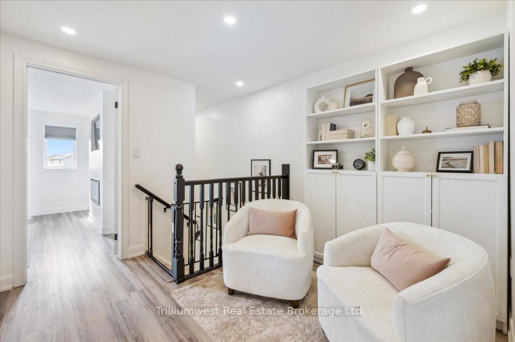 Photo 17 of 12 Sullivan Crescent, Guelph, Willow West/Sugarbush/West Acres — HOMEH