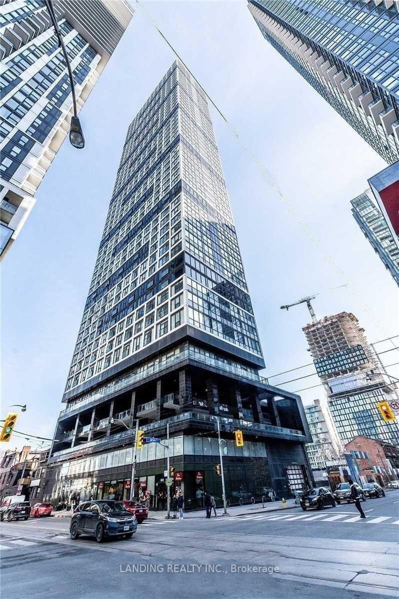 Front of Unit 1903, 181 Dundas Street E