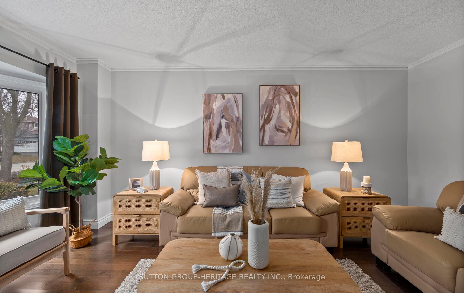 Photo 6 of 29 Plowman Drive, Ajax, Central — HOMEH