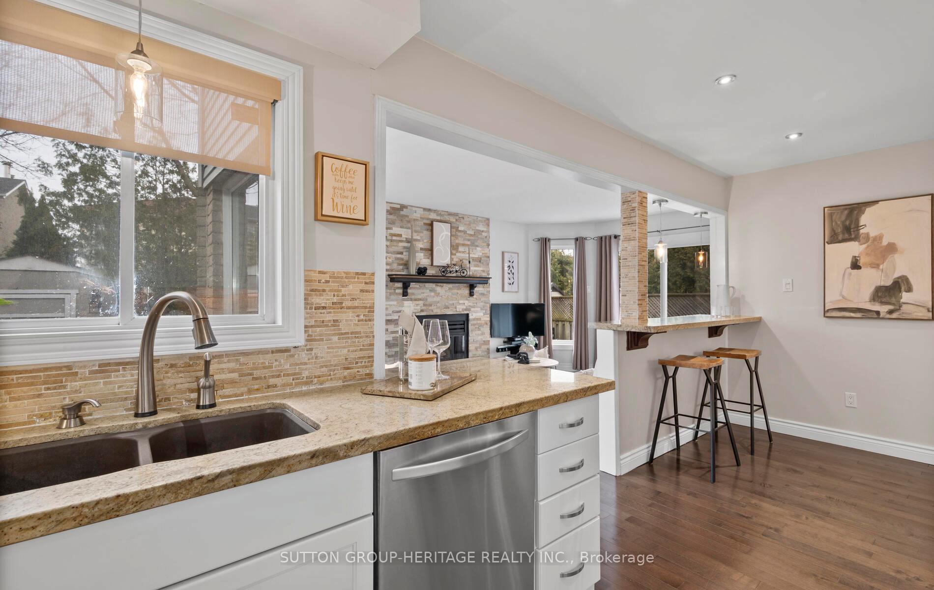 Photo 13 of 29 Plowman Drive, Ajax, Central — HOMEH
