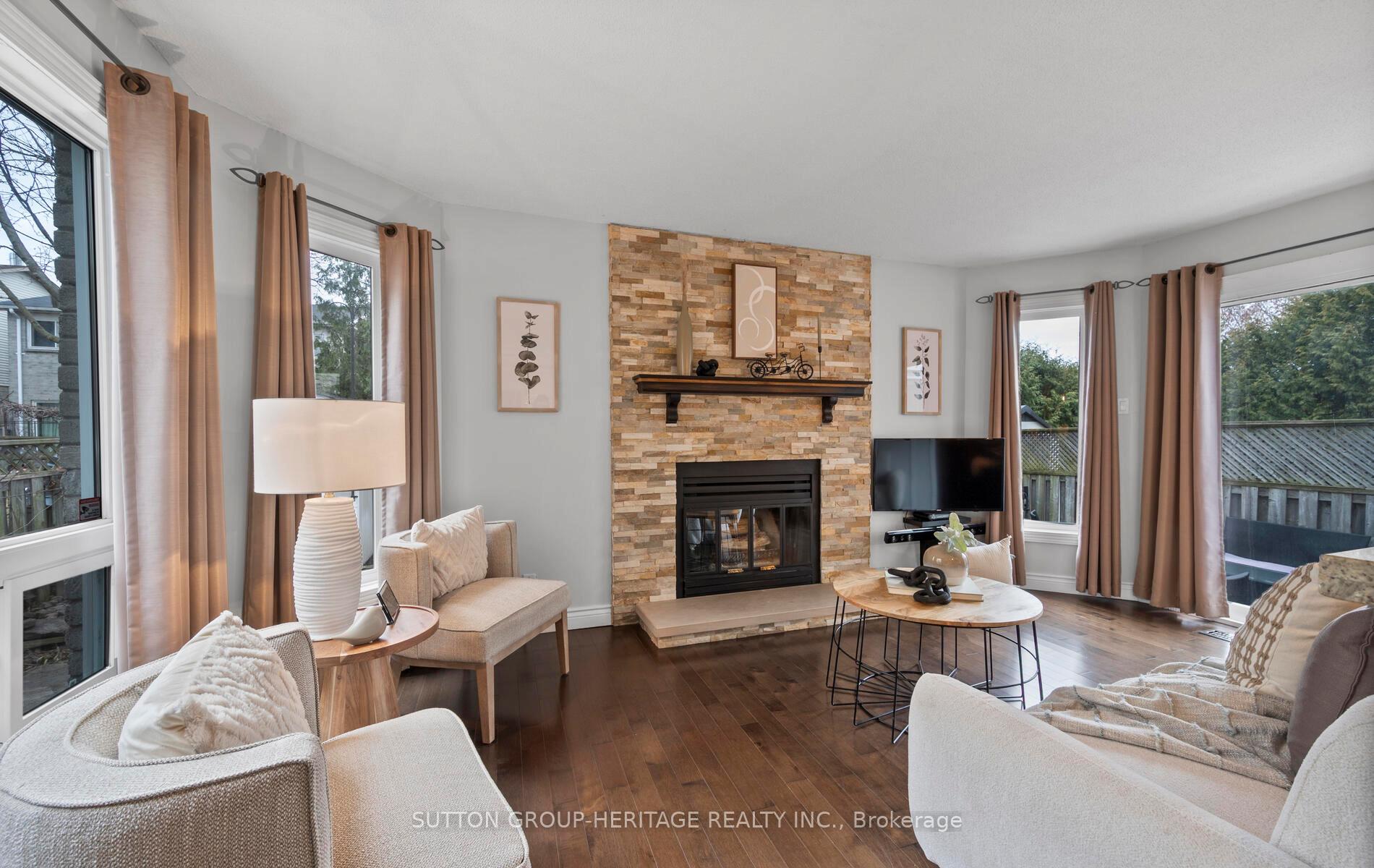 Photo 15 of 29 Plowman Drive, Ajax, Central — HOMEH