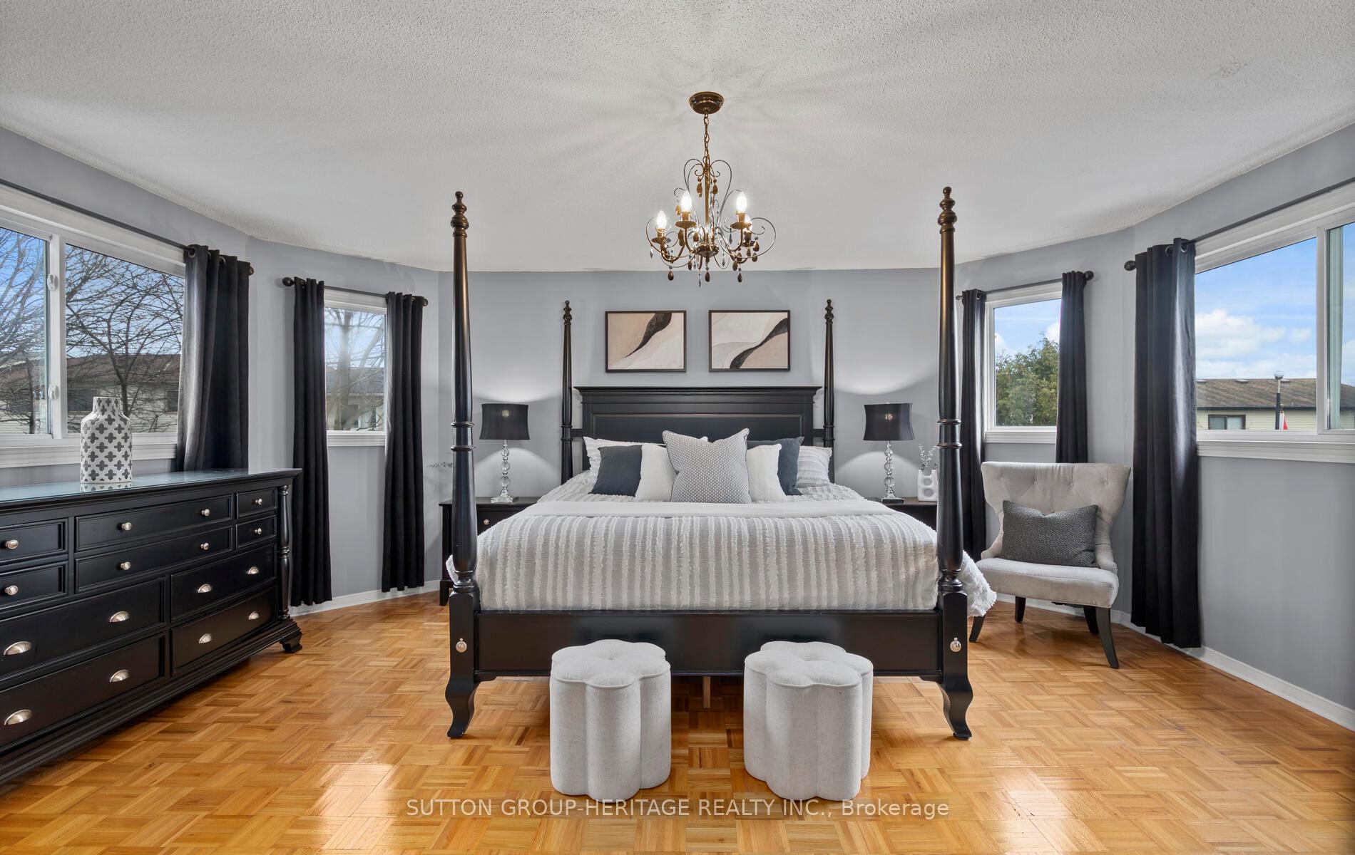Photo 17 of 29 Plowman Drive, Ajax, Central — HOMEH