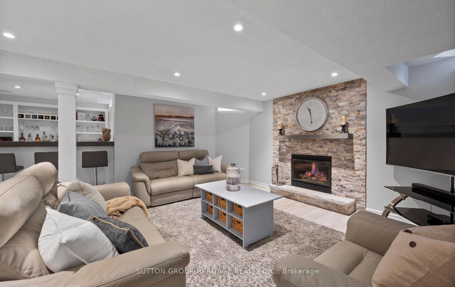 Photo 28 of 29 Plowman Drive, Ajax, Central — HOMEH