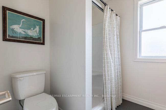 Photo 13 of 192 Campbell Avenue, Hamilton, Crown Point — HOMEH