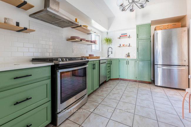 Photo 66 of 192 Campbell Avenue, Hamilton, Crown Point — HOMEH