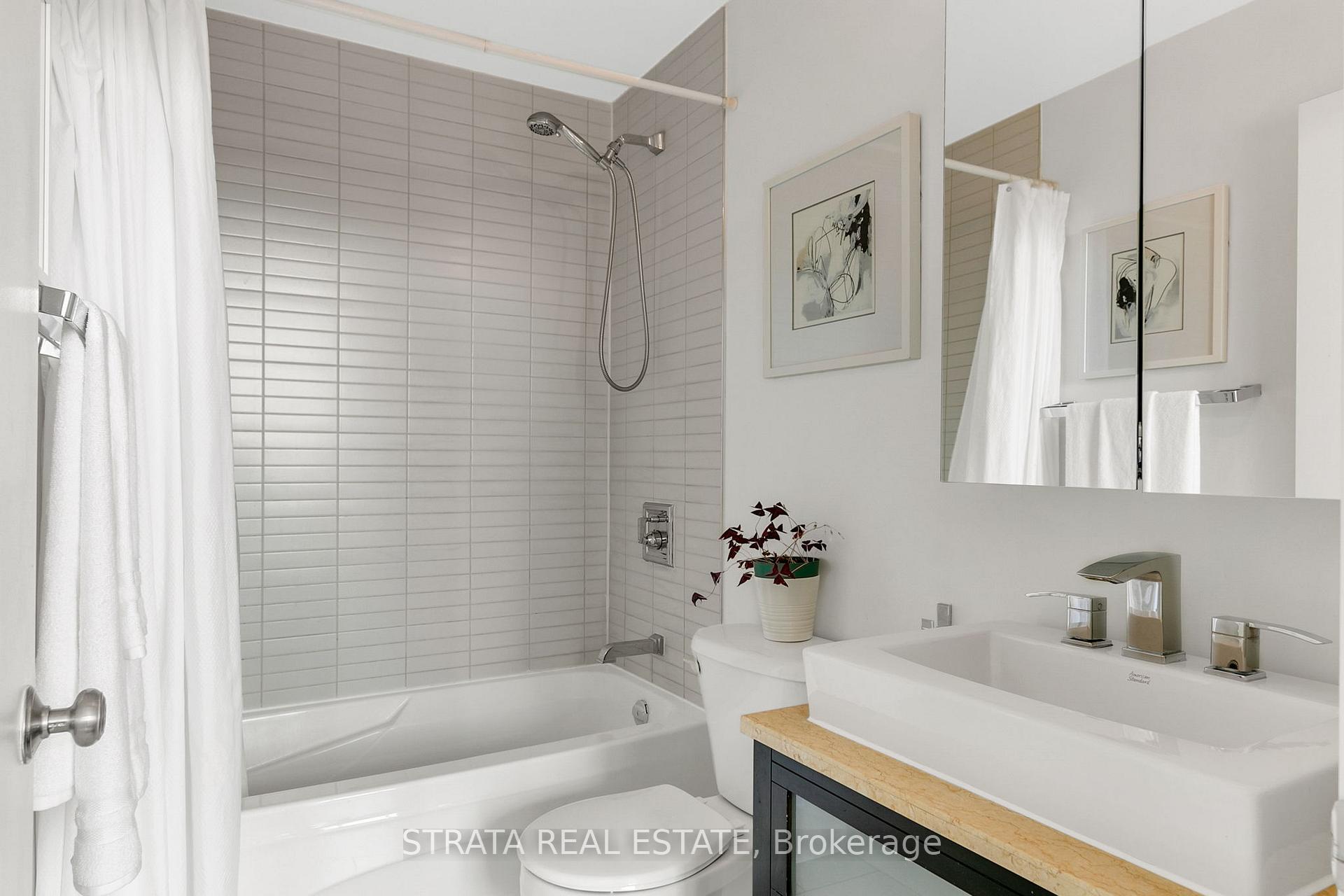 Photo 25 of Unit 503, 952 Kingston Road, Toronto, East End-Danforth — HOMEH