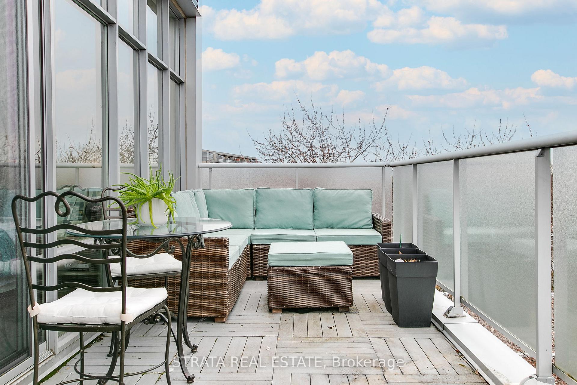 Photo 31 of Unit 503, 952 Kingston Road, Toronto, East End-Danforth — HOMEH