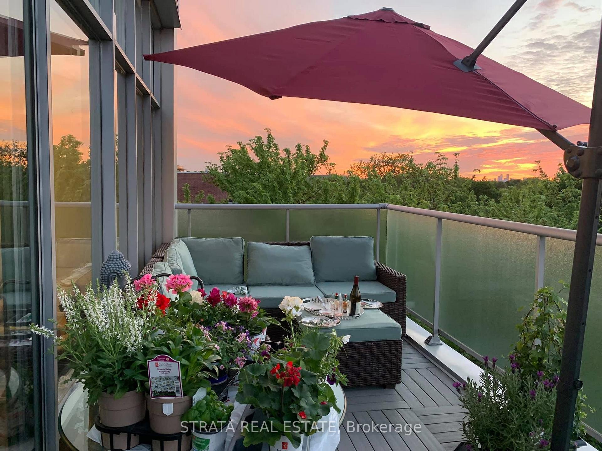 Photo 36 of Unit 503, 952 Kingston Road, Toronto, East End-Danforth — HOMEH