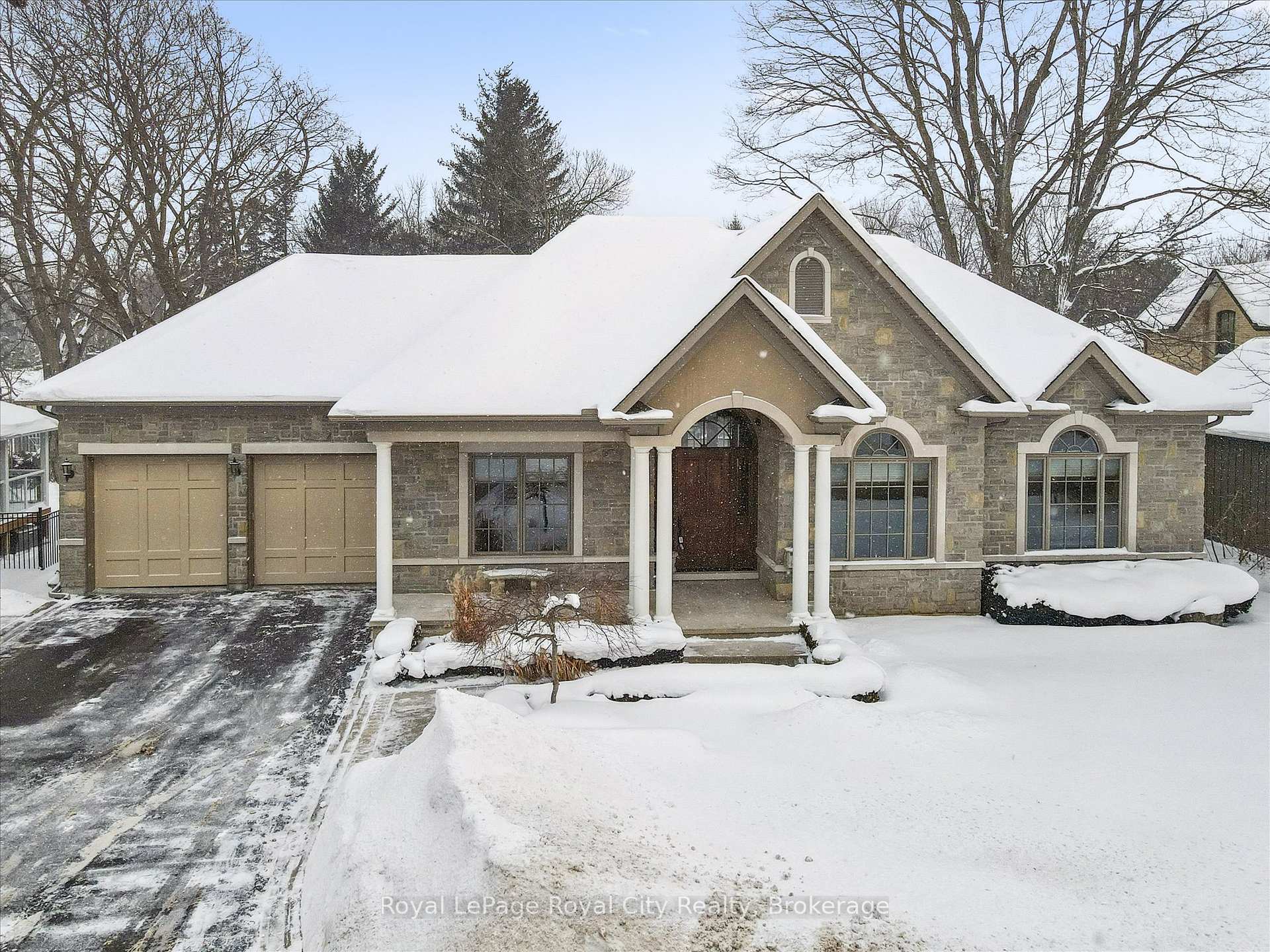 Photo 1 of 63 Metcalfe Street, Guelph, St. George's — HOMEH