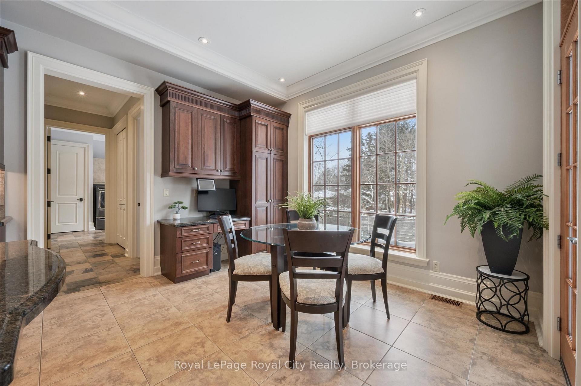 Photo 13 of 63 Metcalfe Street, Guelph, St. George's — HOMEH