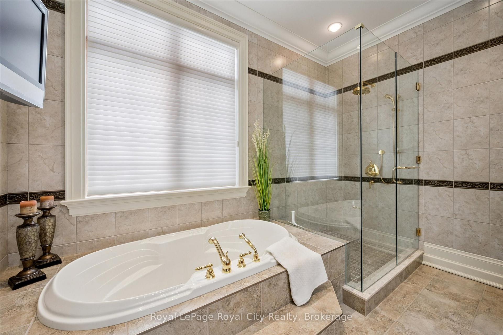 Photo 20 of 63 Metcalfe Street, Guelph, St. George's — HOMEH