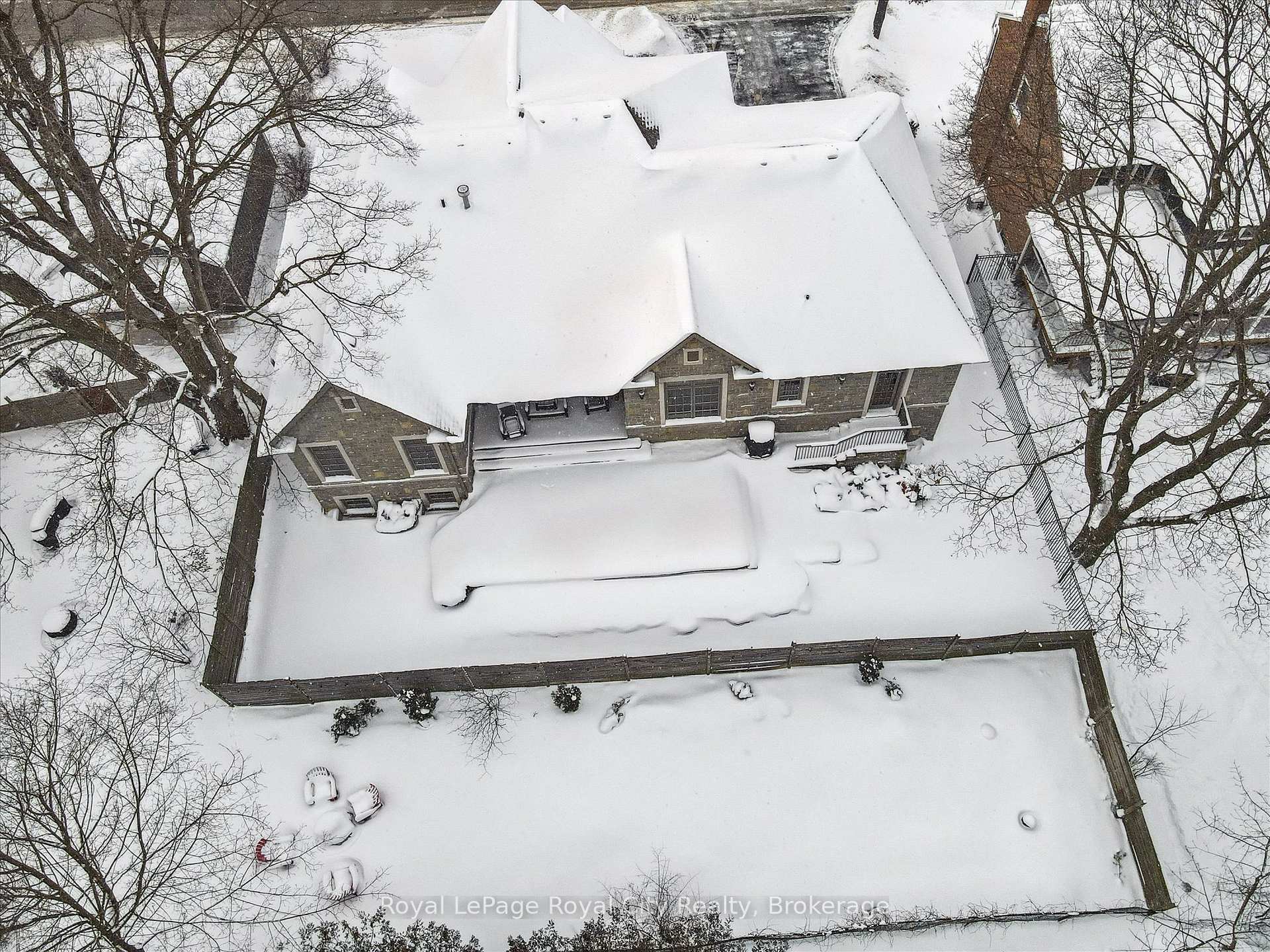 Photo 38 of 63 Metcalfe Street, Guelph, St. George's — HOMEH